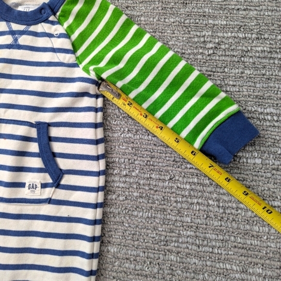 🎈Baby Gap (12-18 Months) One Piece Footless Romper/Pyjamas With Snaps - Picture 12 of 14